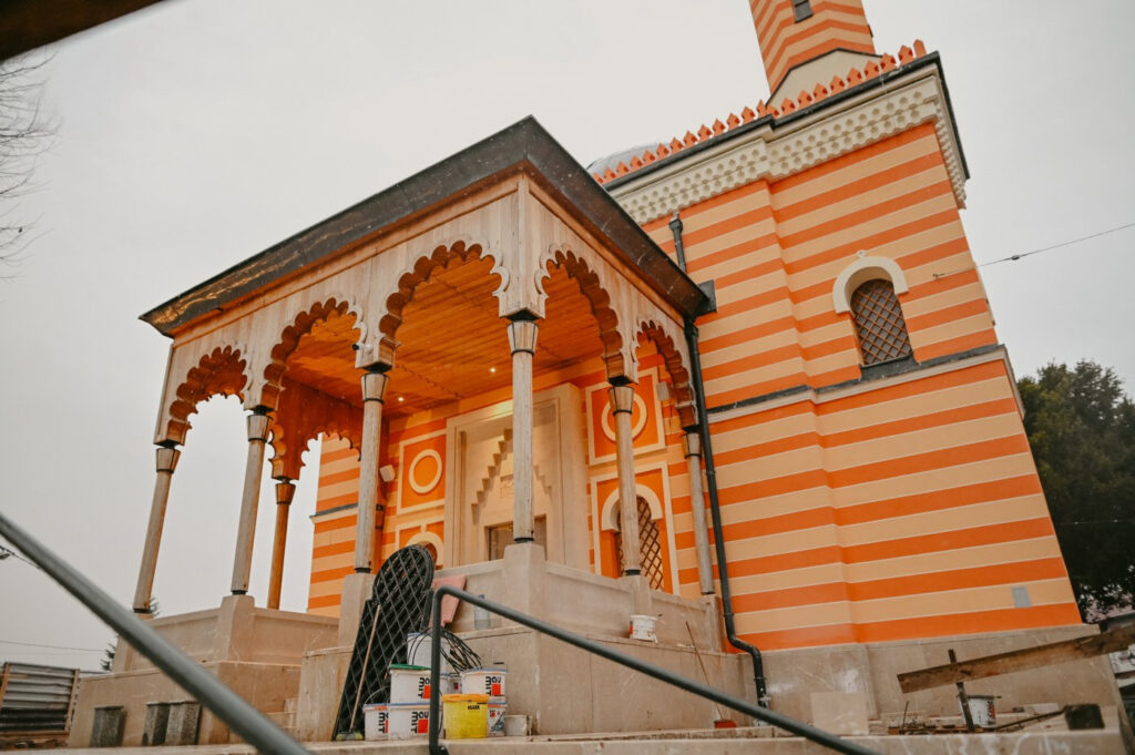 Sarena dzamija tuzla